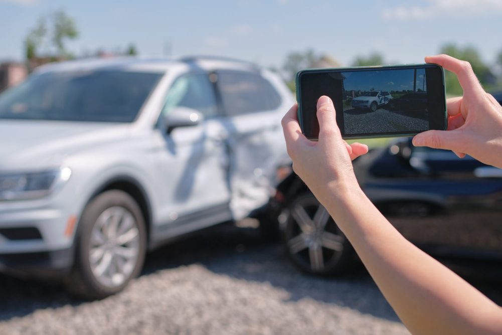 What Types of Evidence Should I Gather at the Scene of an Auto Accident?