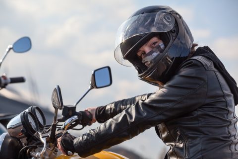 Does Illinois Have a Helmet Law?